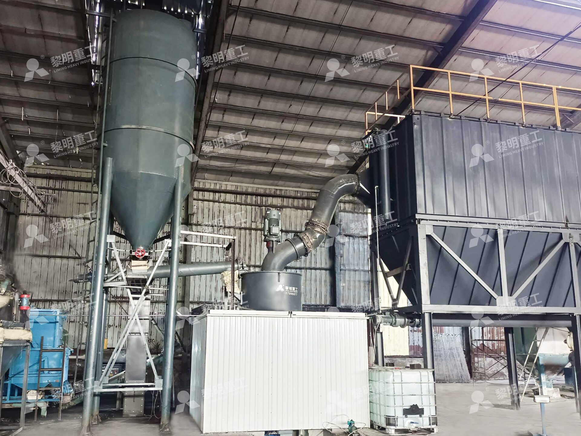 MW1080环辊微粉磨生产现场
